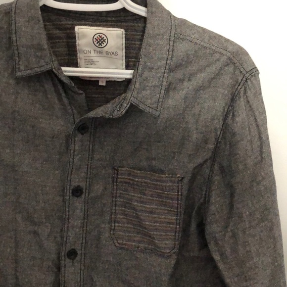 Button down shirt - Picture 2 of 4